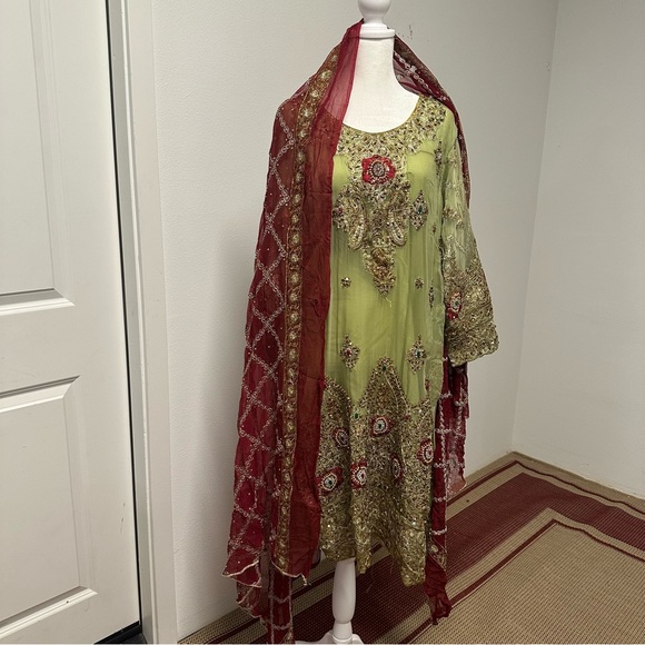 Lime Green and Red Three-Piece Salwar Kameez Heavy Stonework Outfit Size Large - Picture 2 of 12